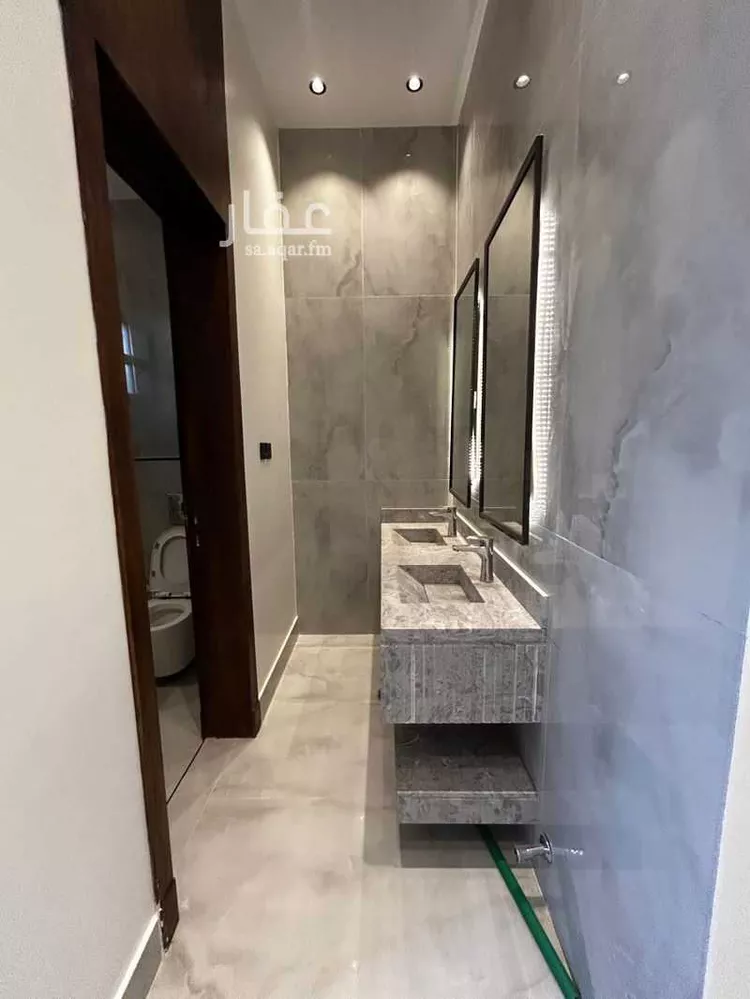 Floor for Sale in Riyadh Dirab