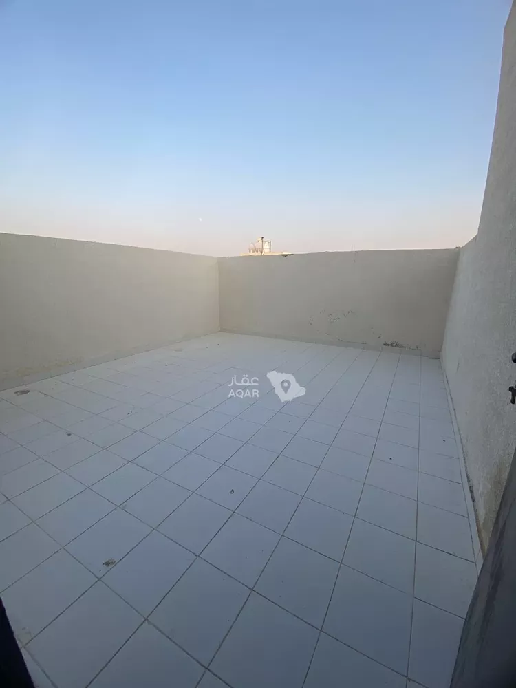 شقة للبيع في شارع بديع الزمان الهمذاني, حي الزهرة, مدينة الرياض, منطقة الرياض 5