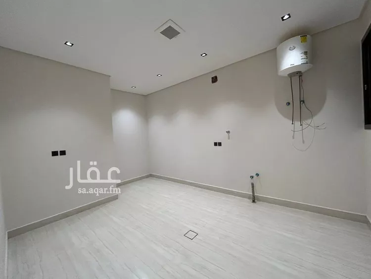 دور للبيع في شارع الحسن الرقي, حي طويق, مدينة الرياض, منطقة الرياض صورة 4