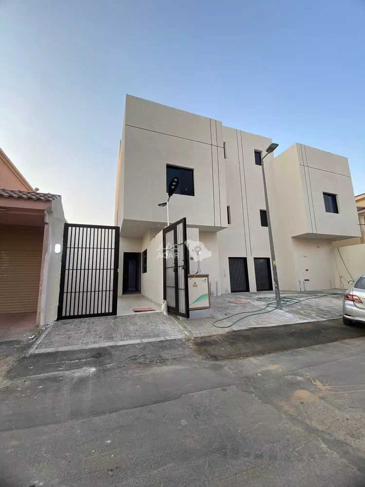 دور للبيع في شارع باب الشام, حي السويدي, مدينة الرياض, منطقة الرياض