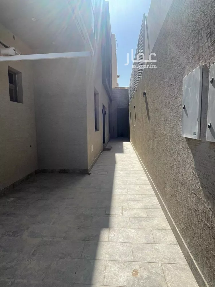 فيلا للبيع في شارع الغفيرية, حي العوالي, مدينة الرياض, منطقة الرياض صورة 2