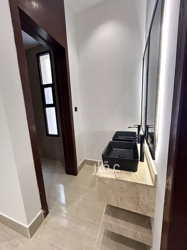 فيلا للبيع في شارع شجوي, حي العريجاء الغربي, مدينة الرياض, منطقة الرياض صورة 3