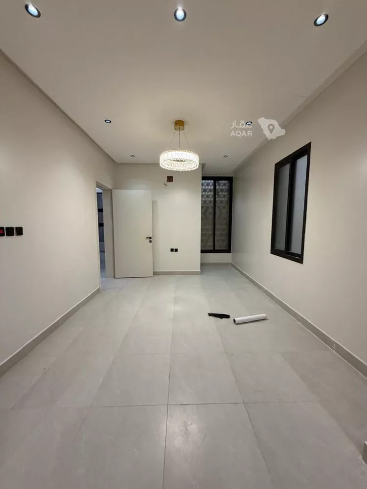 دور للبيع في شارع مالك بن الحارث, حي بدر, مدينة الرياض, منطقة الرياض 9