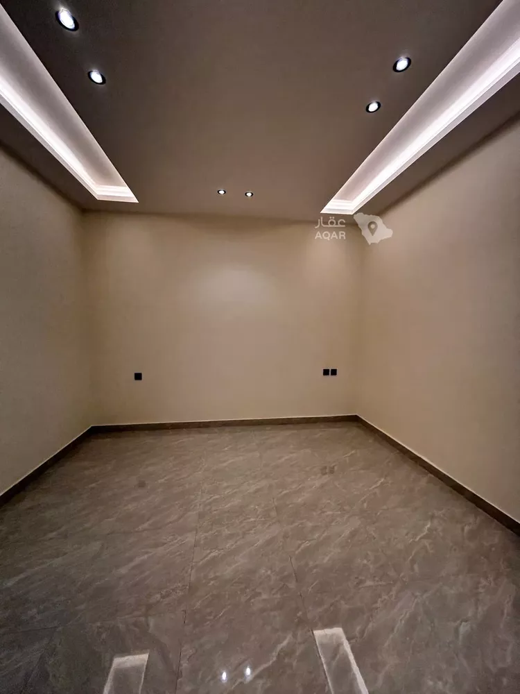 Floor for Sale in Riyadh Badr 2