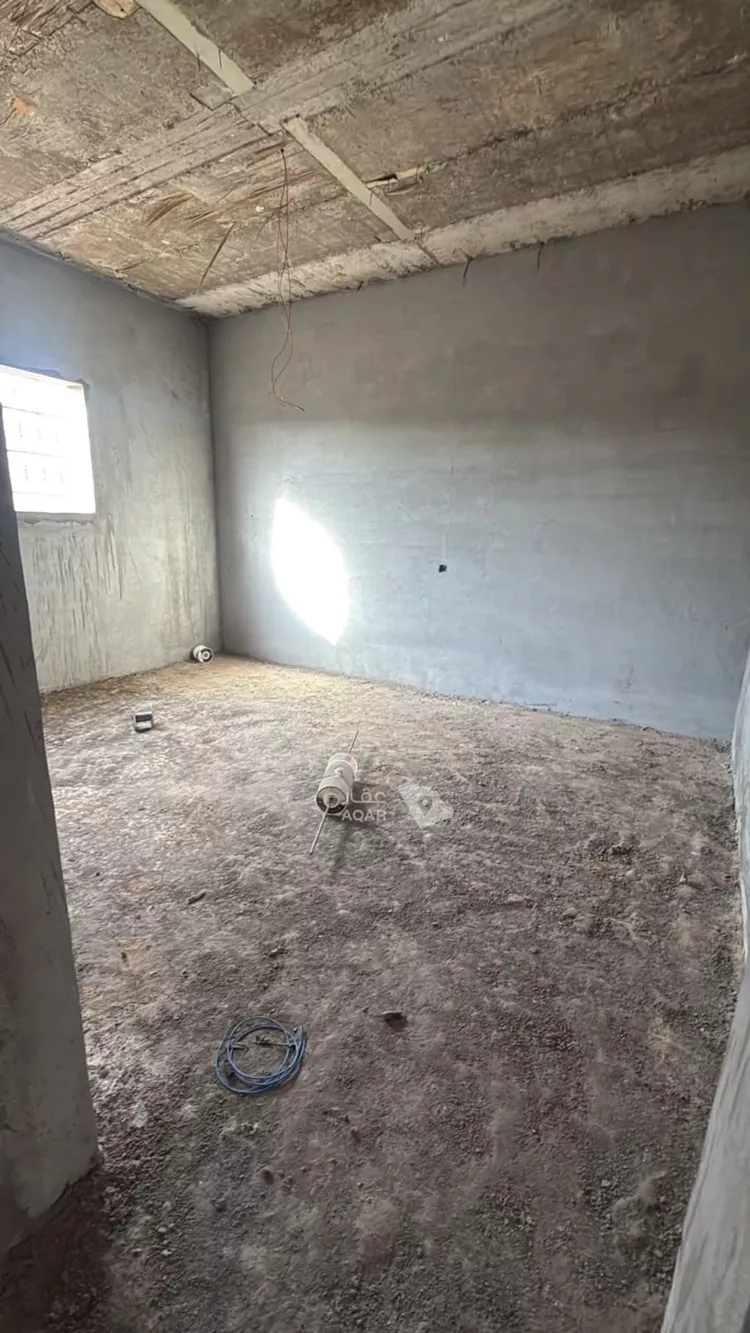 Floor for Sale in Buraydah Ash Shiqah 15