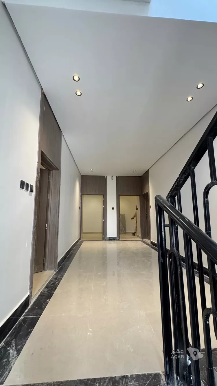 عمارة للإيجار في شارع عبيدة بن الحارث, حي النهضة, مدينة الرياض, منطقة الرياض 8