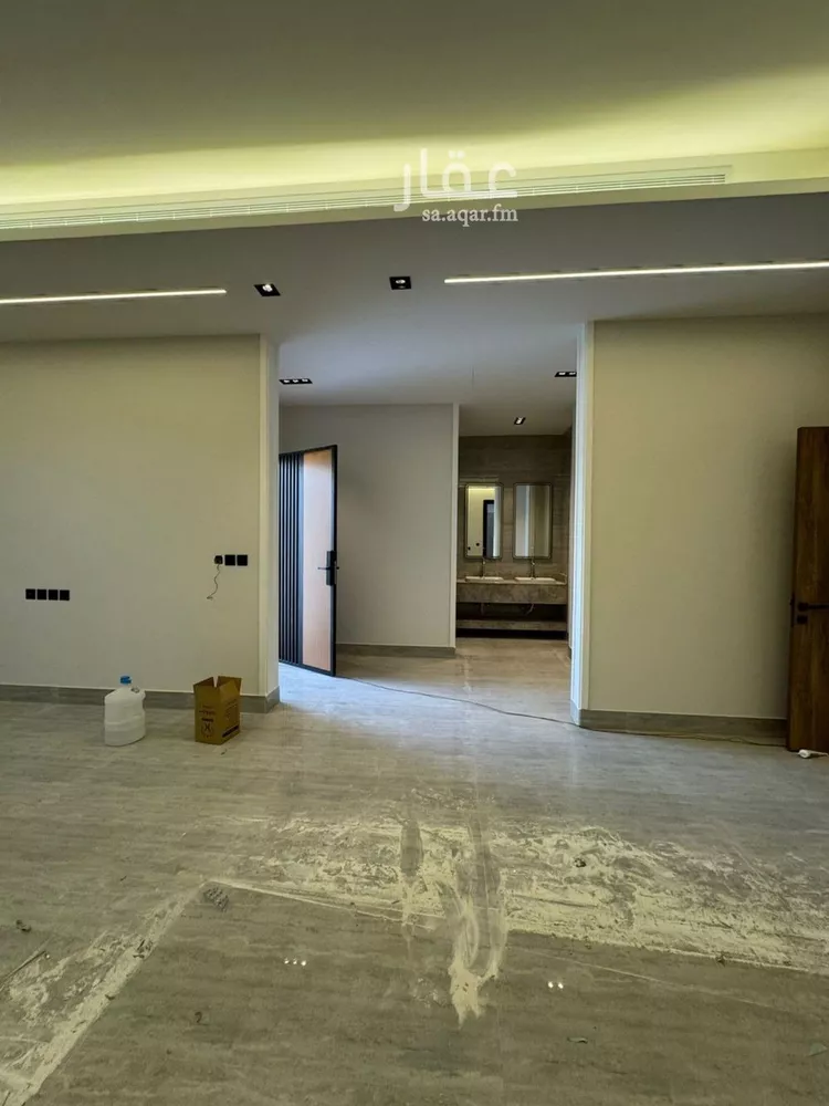 فيلا للبيع في شارع عبدالرحمن الزجاجي, حي العارض, مدينة الرياض, منطقة الرياض صورة 3