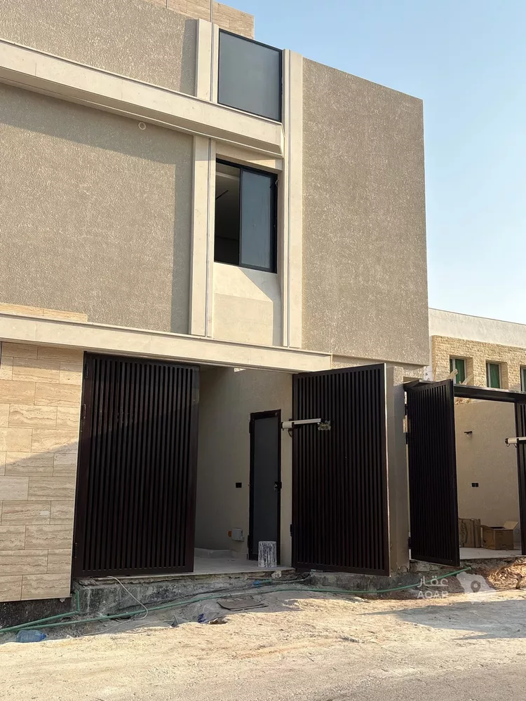 فيلا للبيع في شارع مرخ, حي الورود, مدينة الرياض, منطقة الرياض