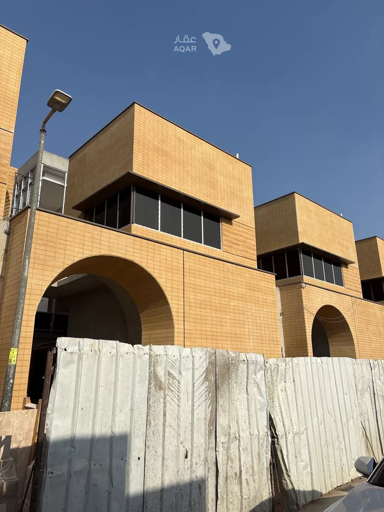 فيلا للبيع في شارع ابراهيم العجاجي, حي المحمدية, مدينة الرياض, منطقة الرياض 5