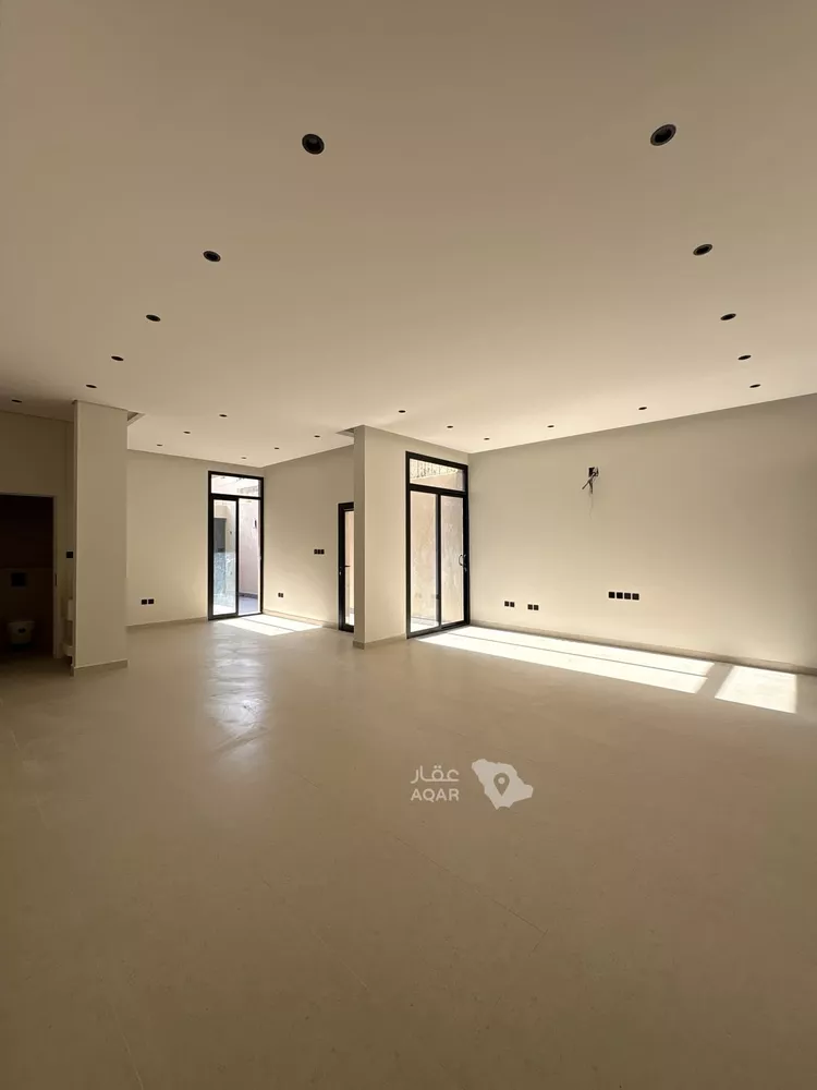 دور للبيع في شارع ثمالة بن أسلم, حي الملك فهد, مدينة الرياض, منطقة الرياض 3