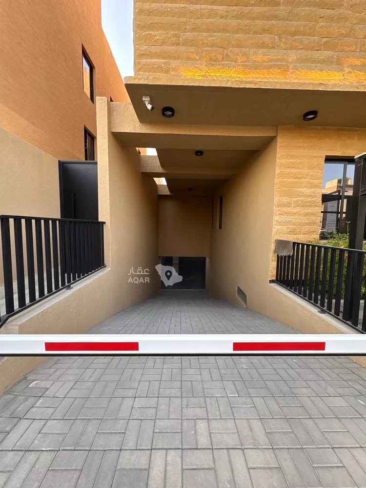 Apartment for Sale in Riyadh Al Arid 2