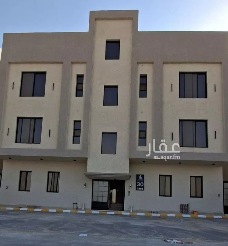 شقة للبيع في شارع أبو عبيدة بن الجراح, حي الشعلة, مدينة الدمام, المنطقة الشرقية صورة 2
