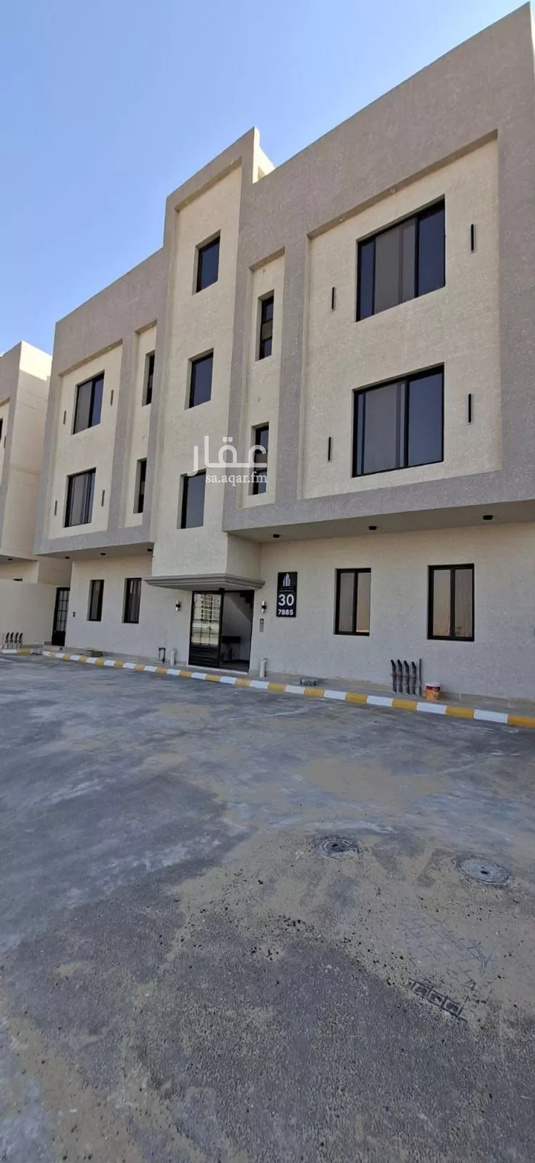 شقة للبيع في شارع أبو عبيدة بن الجراح, حي الشعلة, مدينة الدمام, المنطقة الشرقية 9