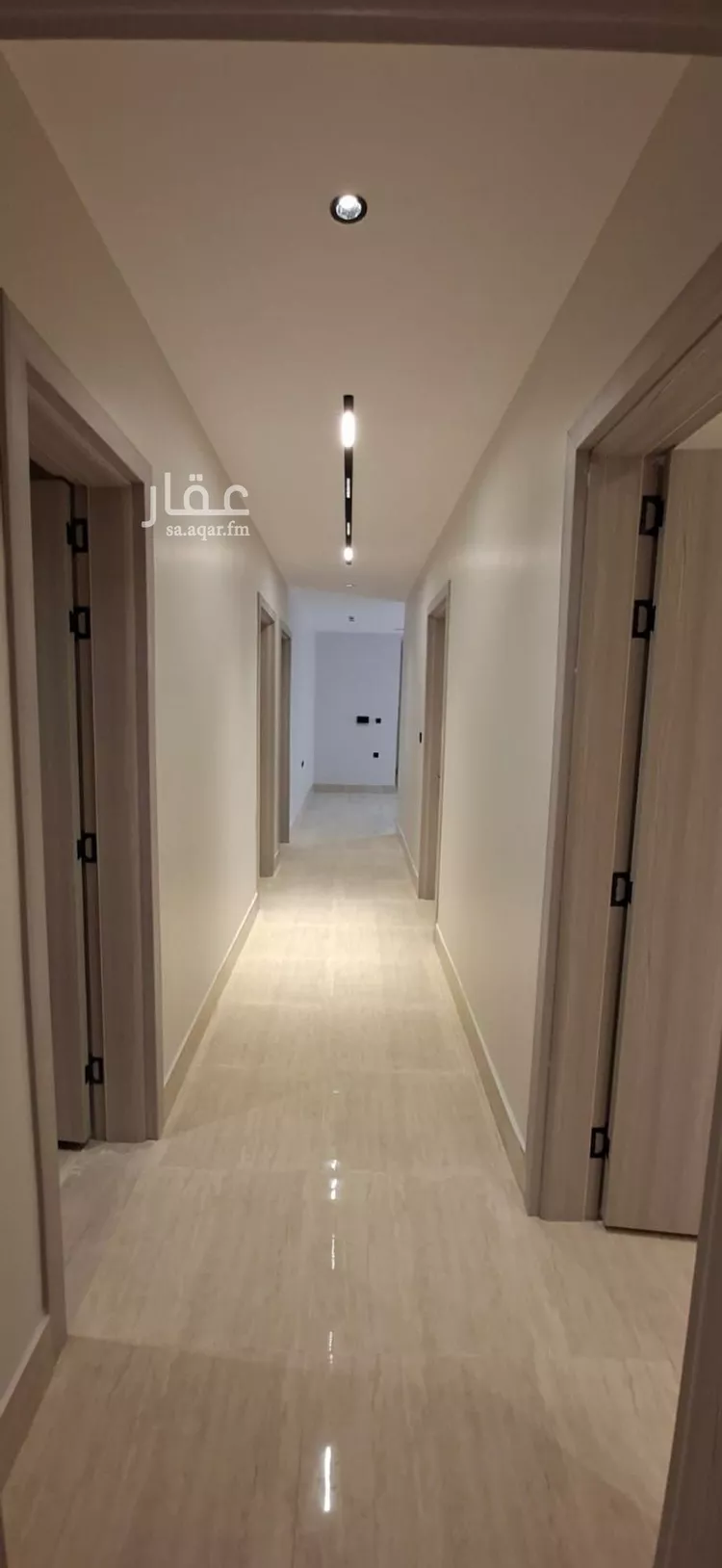 شقة للبيع في شارع أبو عبيدة بن الجراح, حي الشعلة, مدينة الدمام, المنطقة الشرقية 7
