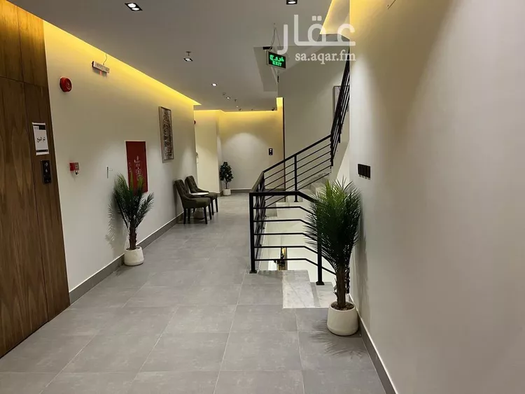 فيلا للبيع في شارع عوف ابن عفراء, حي العوالي, مدينة الرياض, منطقة الرياض صورة 4