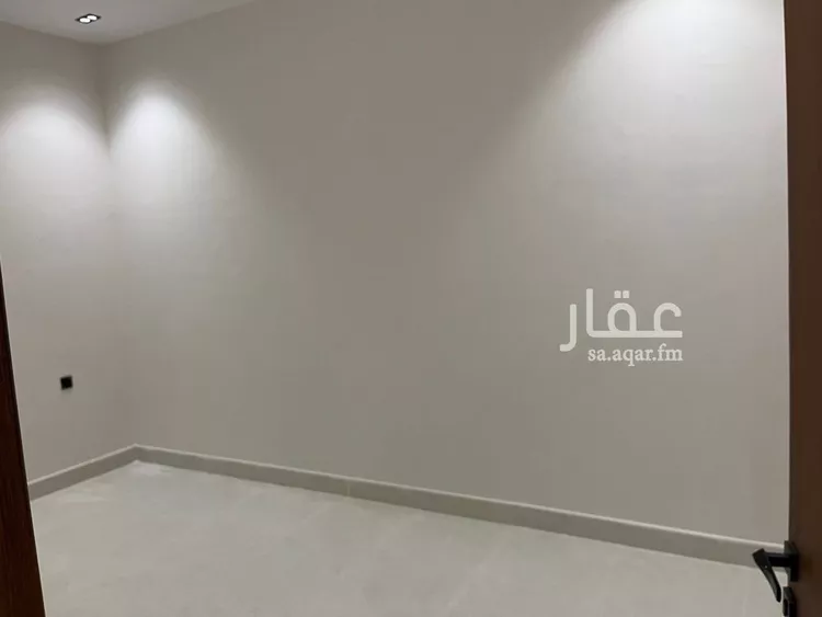 Floor for Sale in Riyadh Tuwaiq 14