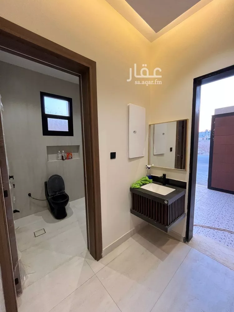 دور للبيع في شارع القوز, حي الحزم, مدينة الرياض, منطقة الرياض 8