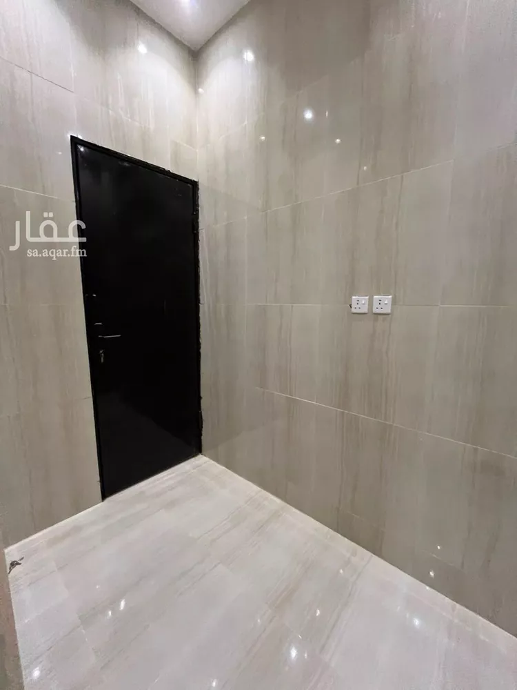 دور للبيع في شارع محمد ماجد كردي, حي بدر, مدينة الرياض, منطقة الرياض 6