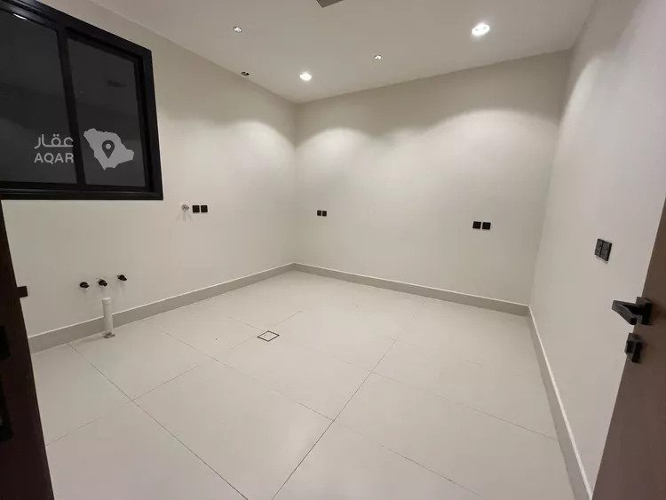 Floor for Sale in Riyadh Dhahrat Namar 6