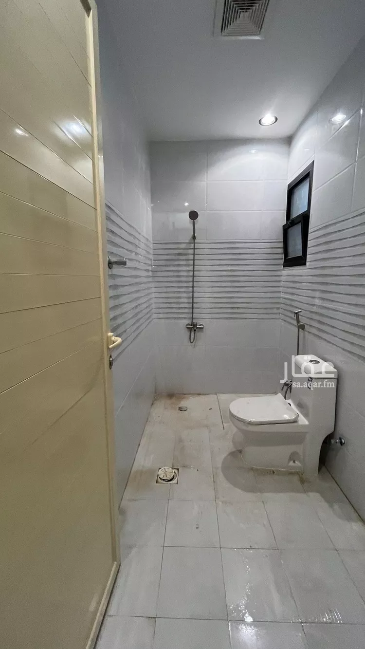 شقة للبيع في شارع ثابت الجرجاني, حي بدر, مدينة الرياض, منطقة الرياض صورة 4