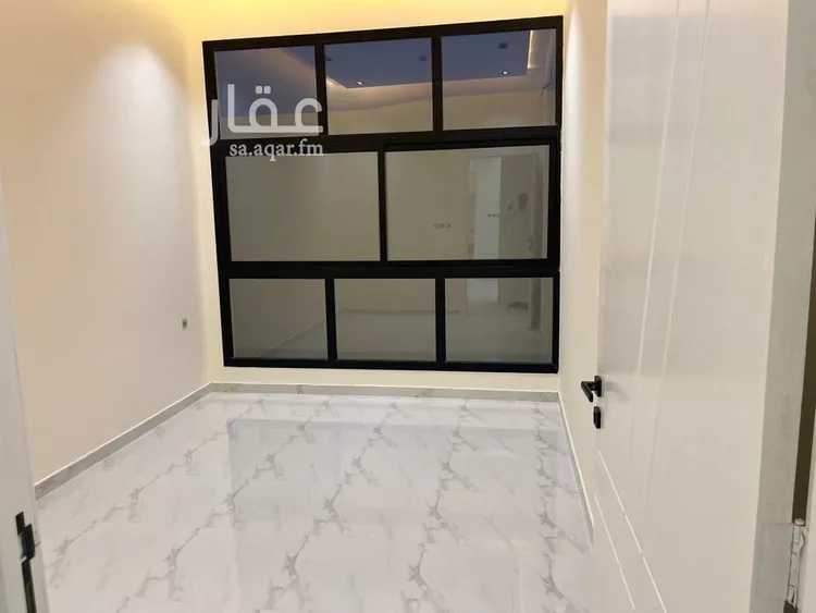 شقة للبيع في شارع أبي بكر بن حسين العيدروس, حي العوالي, مدينة الرياض, منطقة الرياض 13