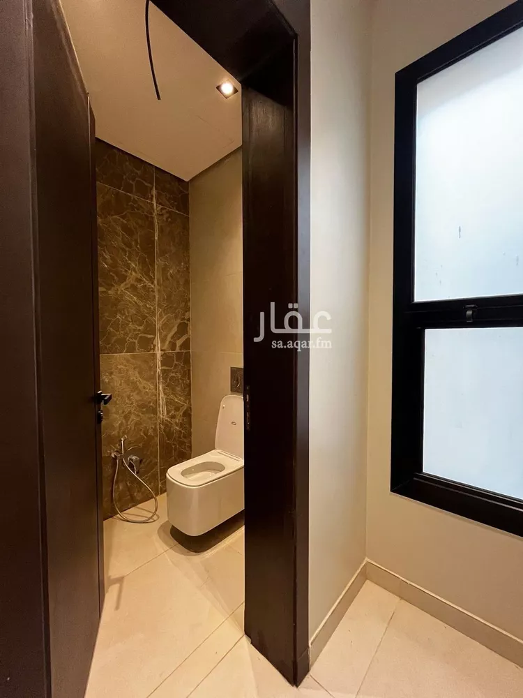 دور للبيع في شارع حريملاء, حي السويدي, مدينة الرياض, منطقة الرياض 11