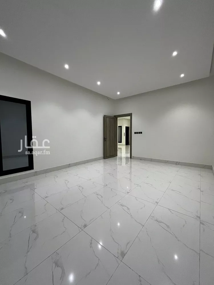 دور للبيع في شارع بني رزام, حي العريجاء الغربي, مدينة الرياض, منطقة الرياض 1 صورة