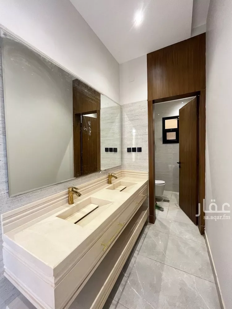 دور للبيع في شارع أنور الجندي, حي عكاظ, مدينة الرياض, منطقة الرياض 9