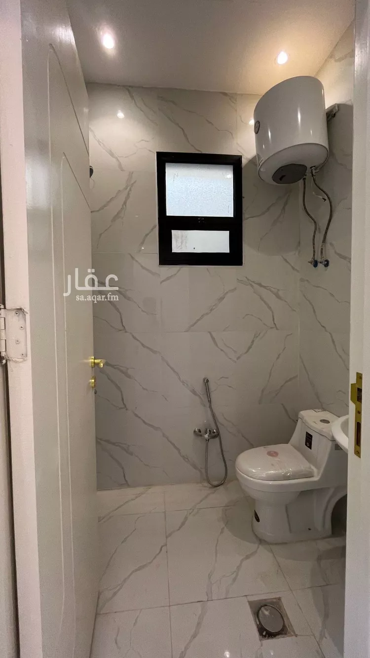 دور للبيع في شارع الواديان, حي بدر, مدينة الرياض, منطقة الرياض 10
