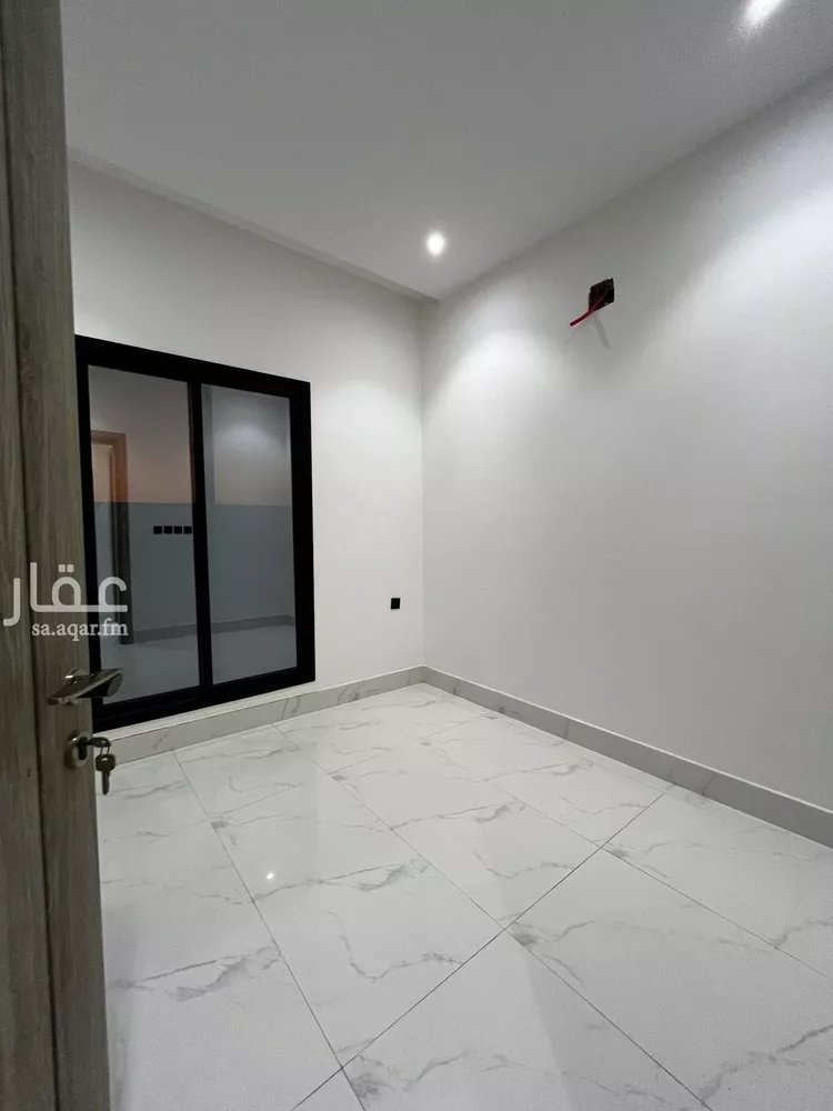 دور للبيع في شارع ام القصور, حي العريجاء الغربي, مدينة الرياض, منطقة الرياض 11