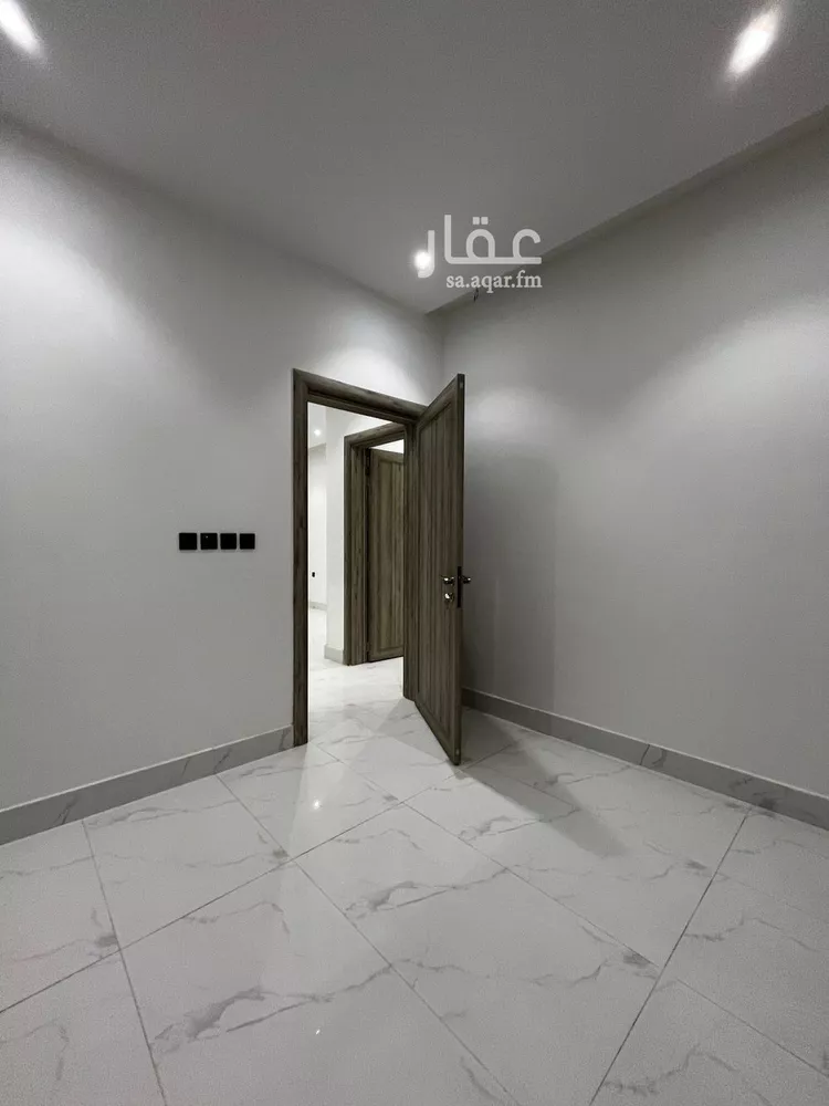 دور للبيع في شارع ام القصور, حي العريجاء الغربي, مدينة الرياض, منطقة الرياض 9