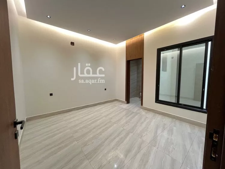 دور للبيع في شارع الحريق, حي ديراب, مدينة الرياض, منطقة الرياض صورة 3