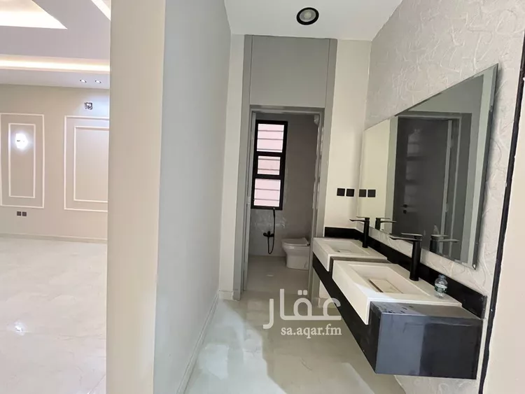 دور للبيع في شارع شهيد الدين ثم الوطن طامي بن محمد بن عاي, حي طويق, مدينة الرياض, منطقة الرياض صورة 2