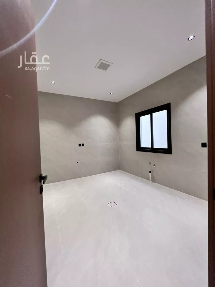 Floor for Sale in Riyadh As Suwaidi Al Gharabi 16