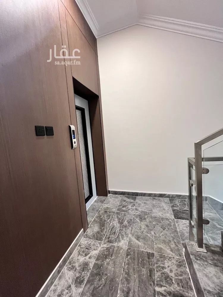 Floor for Sale in Riyadh As Suwaidi Al Gharabi 6
