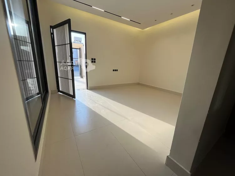 Floor for Sale in Riyadh Dhahrat Namar 3