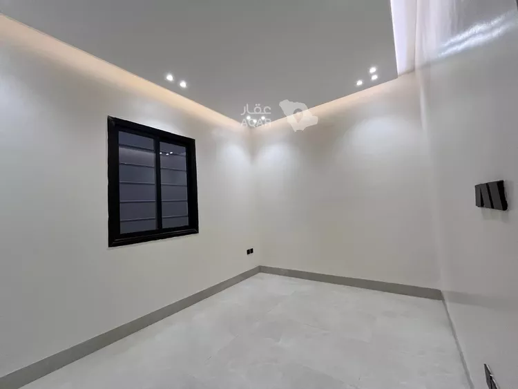 Floor for Sale in Riyadh Dhahrat Namar