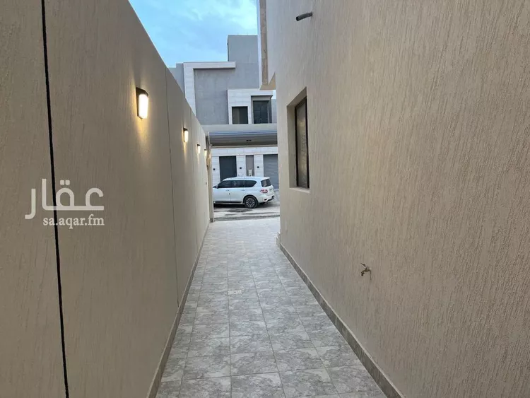 فيلا للبيع في شارع عبدالله مدهر, حي العوالي, مدينة الرياض, منطقة الرياض 14