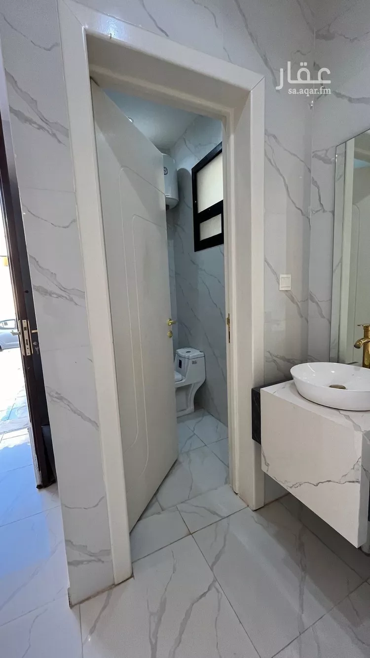 شقة للبيع في شارع وادي المياة, حي بدر, مدينة الرياض, منطقة الرياض 24
