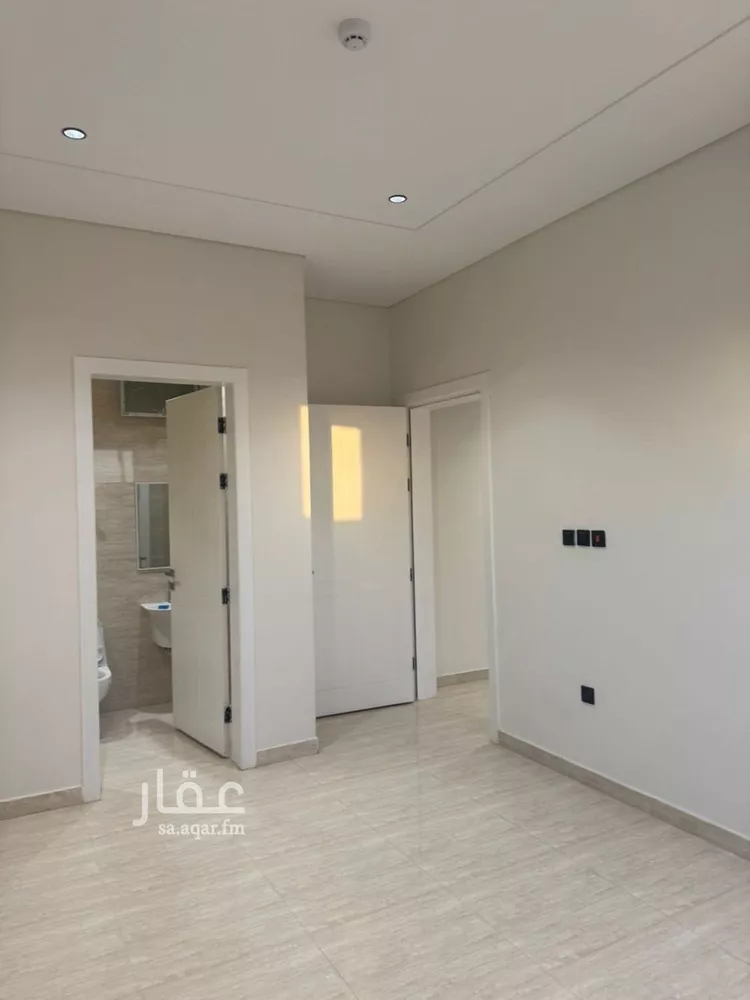 شقة للبيع في شارع الفل, حي عكاظ, مدينة الرياض, منطقة الرياض 9