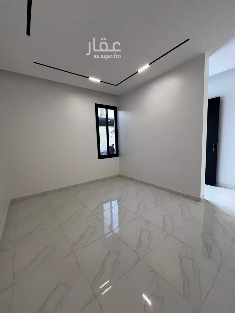 فيلا للبيع في شارع الإمام أبي طاهر, حي السويدي, مدينة الرياض, منطقة الرياض 8