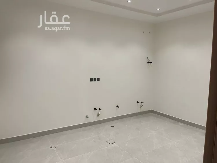 دور للبيع في شارع اللوزة, حي طويق, مدينة الرياض, منطقة الرياض 7