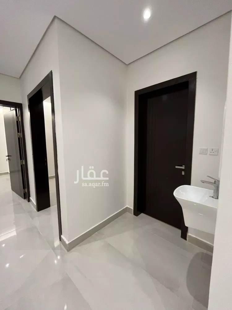 شقة للبيع في شارع الناقورة, حي بدر, مدينة الرياض, منطقة الرياض صورة 2