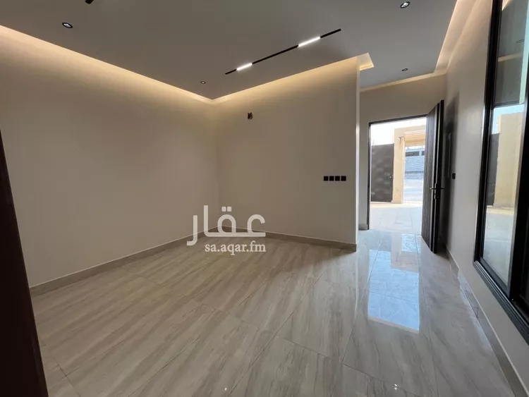 دور للبيع في شارع الحريق, حي ديراب, مدينة الرياض, منطقة الرياض صورة 4