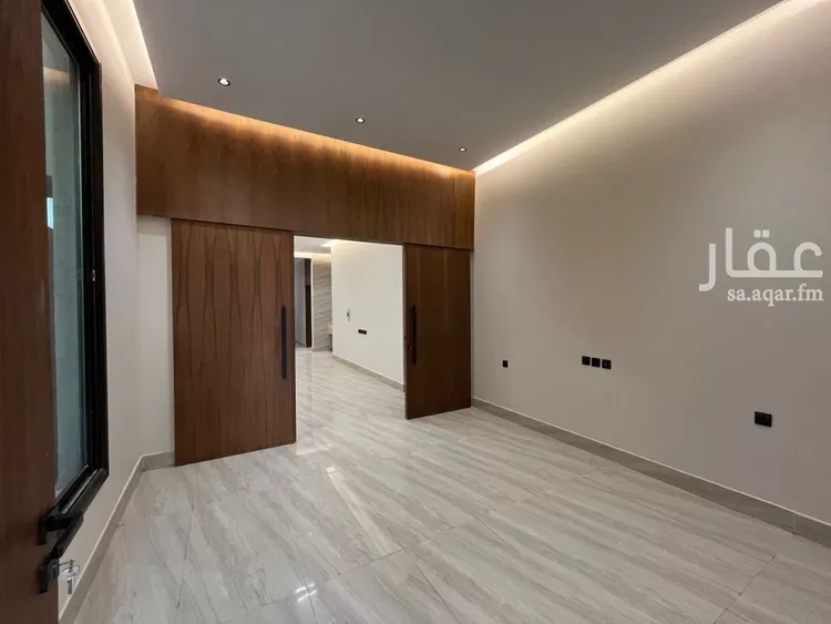 دور للبيع في شارع الحريق, حي ديراب, مدينة الرياض, منطقة الرياض صورة 5