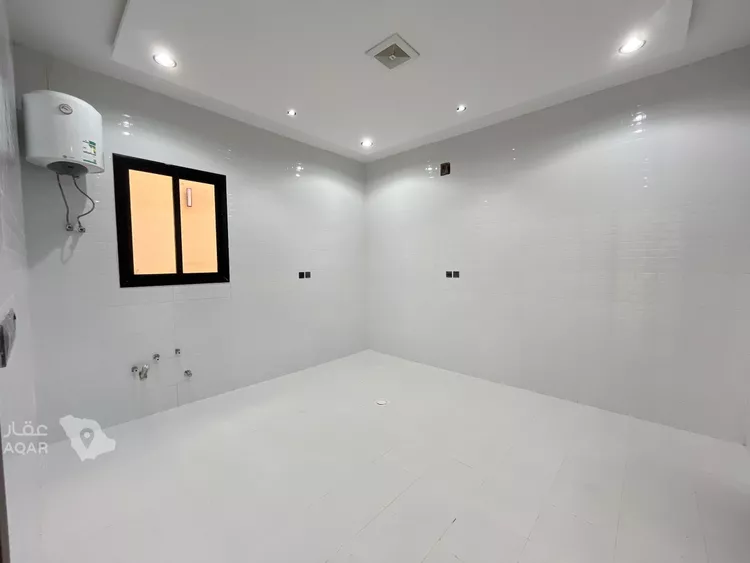 Villa for Sale in Riyadh Badr 6