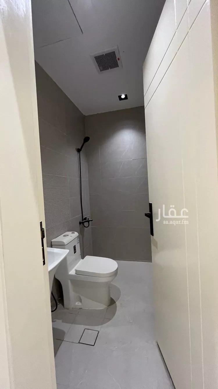 شقة للبيع في شارع الواديان, حي بدر, مدينة الرياض, منطقة الرياض 9