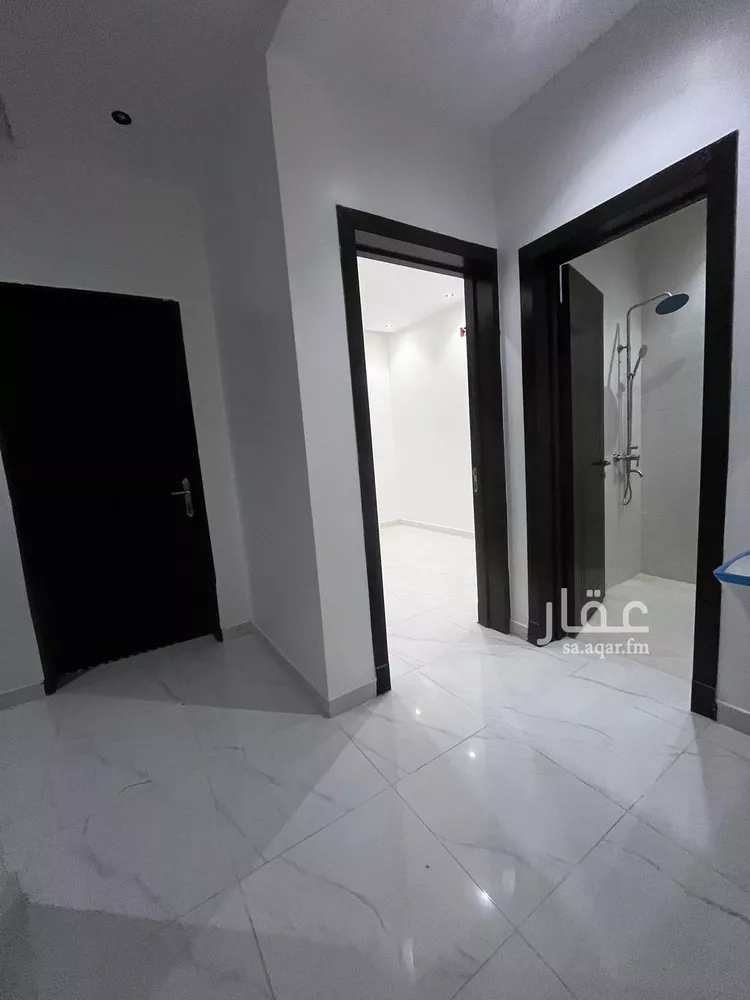 دور للبيع في شارع أحمد الطيالسي, حي السويدي, مدينة الرياض, منطقة الرياض صورة 3