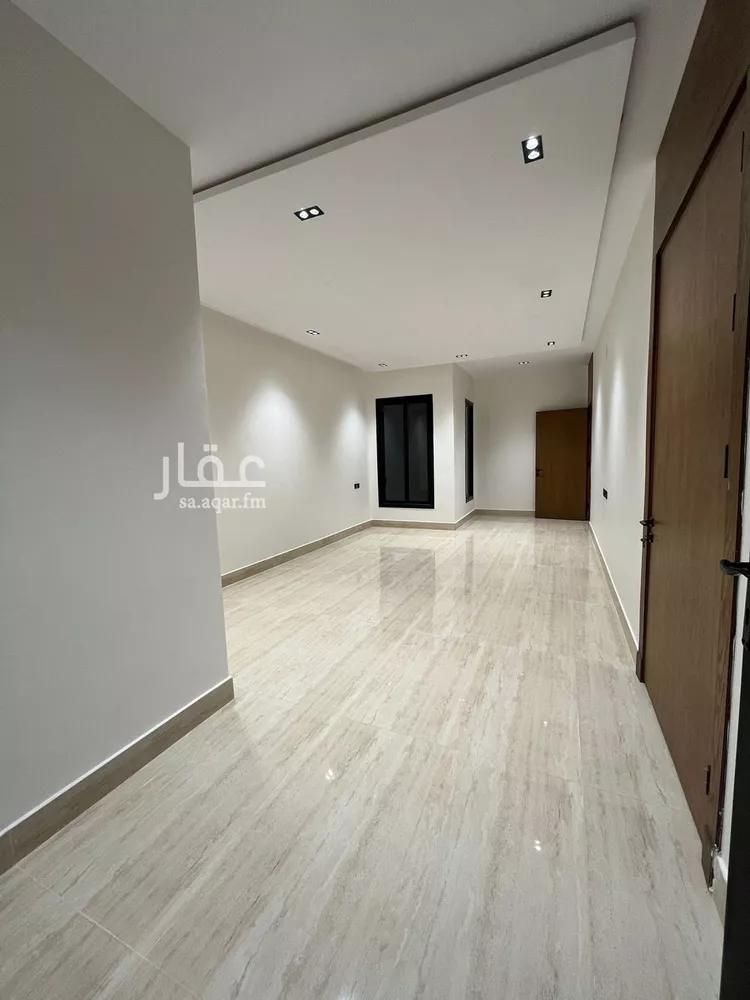 دور للبيع في شارع ابن المنذر, حي عكاظ, مدينة الرياض, منطقة الرياض