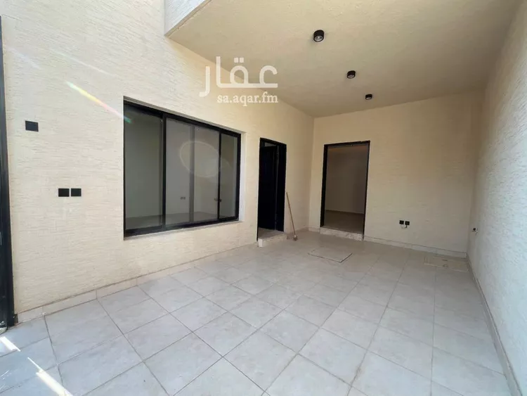 Floor for Sale in Riyadh Al Hazm 9